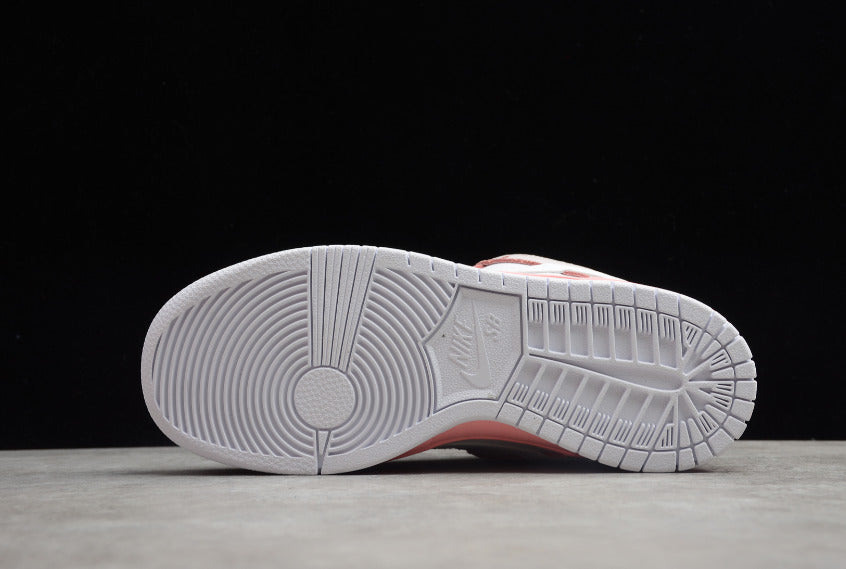NK Dunk Low Pink Pigeon
