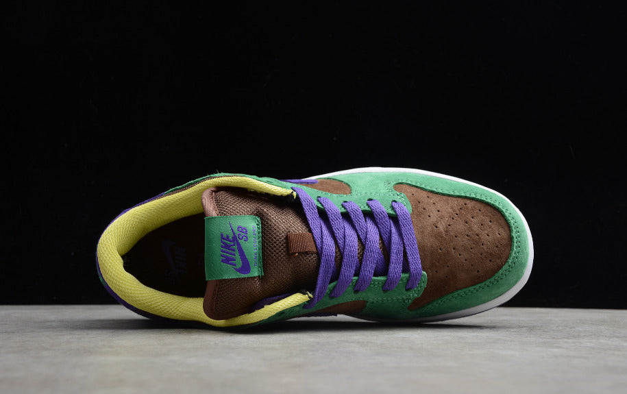NK Dunk Low SB 'Veneer'