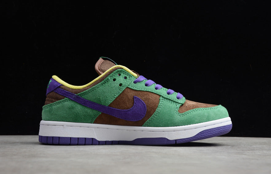 NK Dunk Low SB 'Veneer'