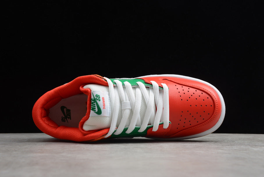 NK Dunk Low 7-Eleven