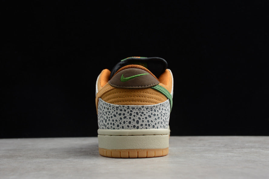 NK Dunk Low Pro 'Safari'