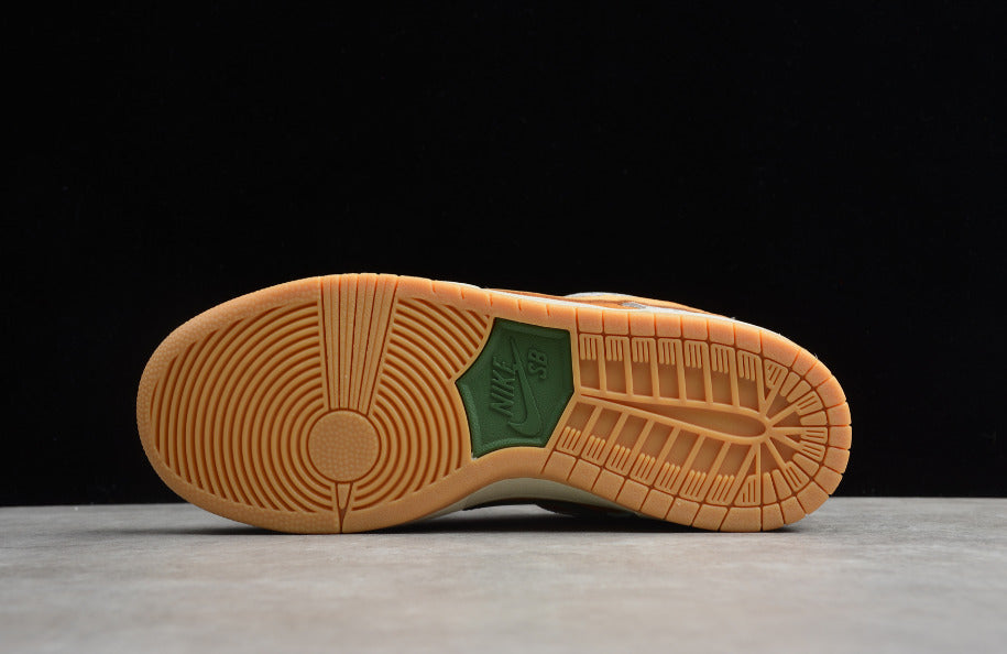 NK Dunk Low Pro 'Safari'