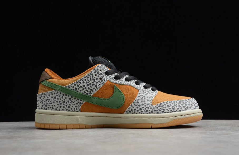 NK Dunk Low Pro 'Safari'