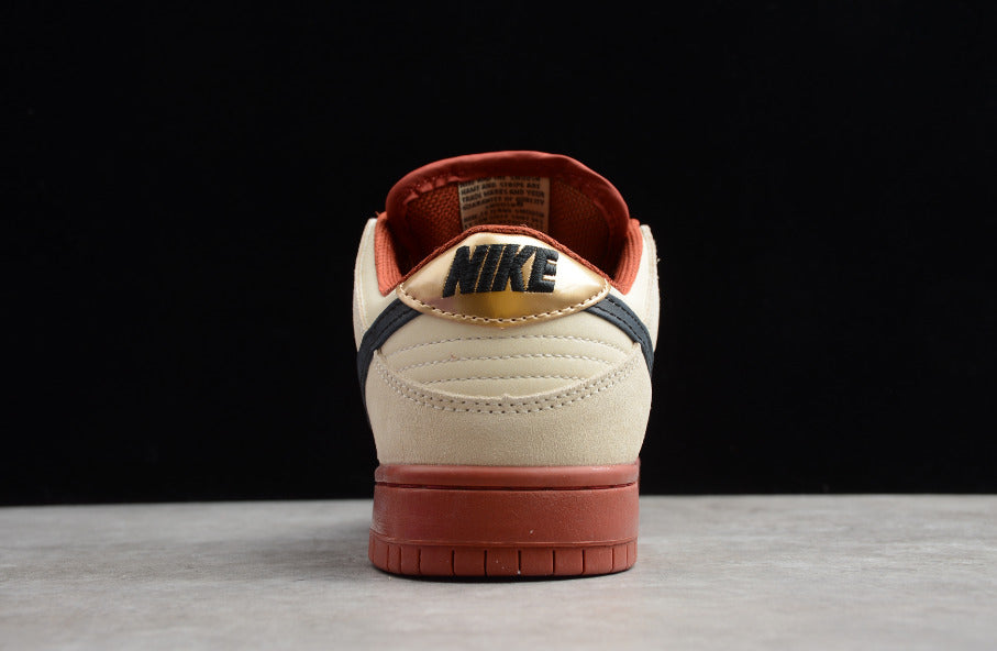 NK Dunk Low Hennessy