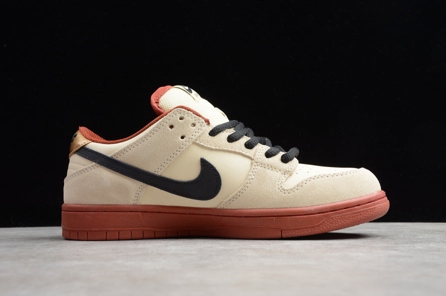 NK Dunk Low Hennessy