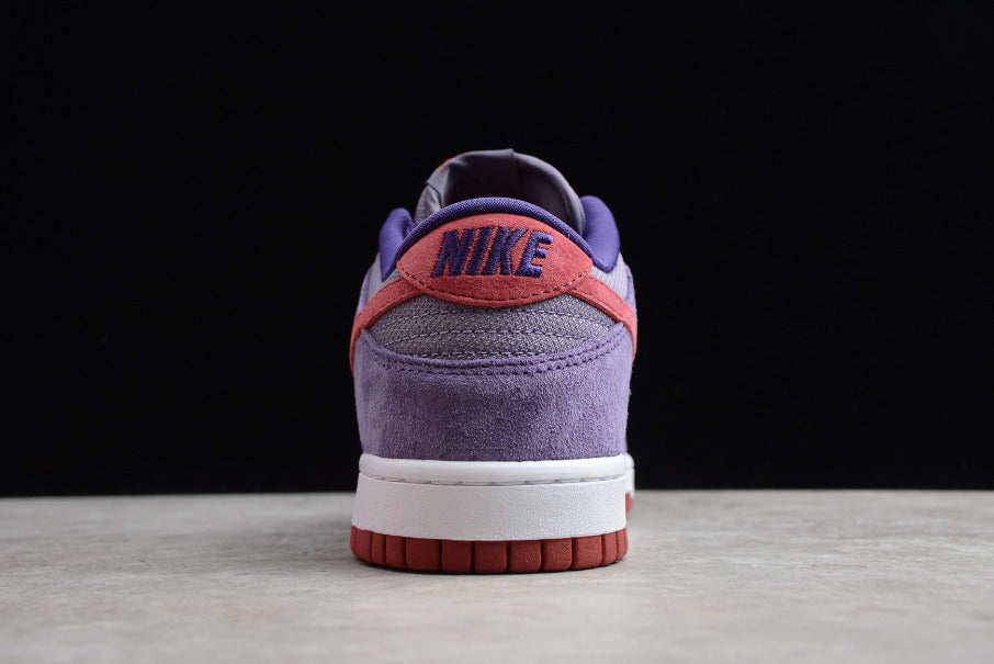 NK Dunk Low Plum