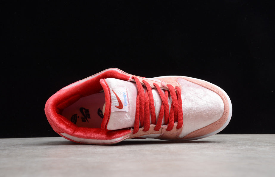 StrangeLove X NK Dunk Low Valentine's Day