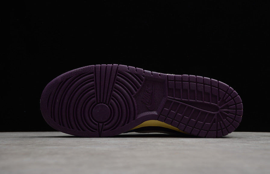Undefeated X NK Dunk Low “Royal Purple”