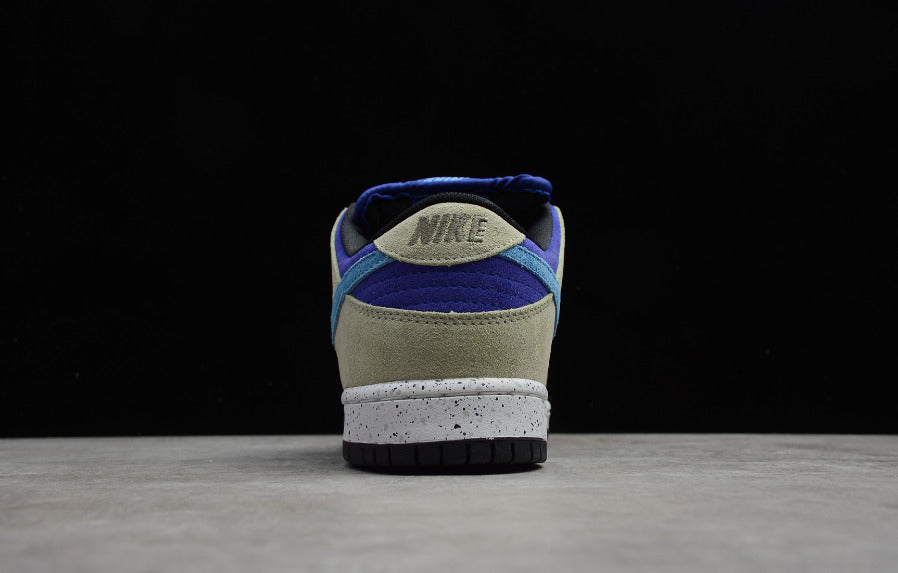 NK Dunk Low “Celadon”