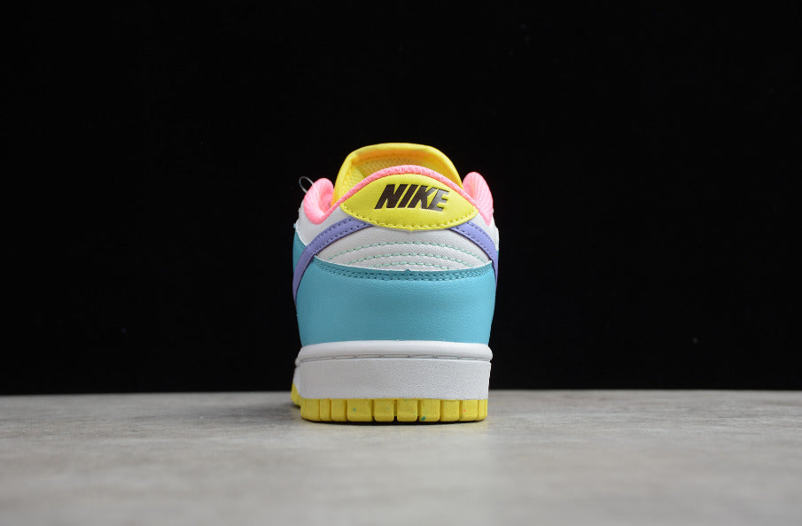 NK Dunk Low SE 'Easter'
