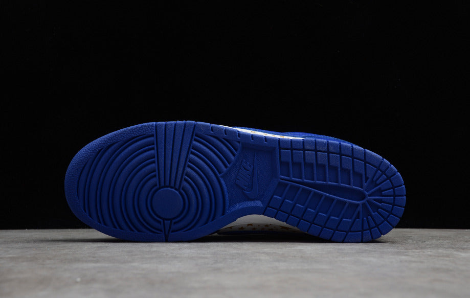 NK Dunk Low Supreme Stars Hyper Royal