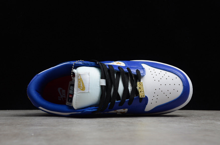 NK Dunk Low Supreme Stars Hyper Royal