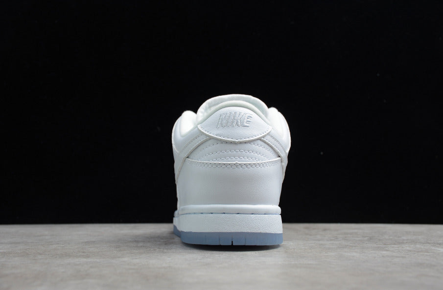 NK Dunk Low Pro White