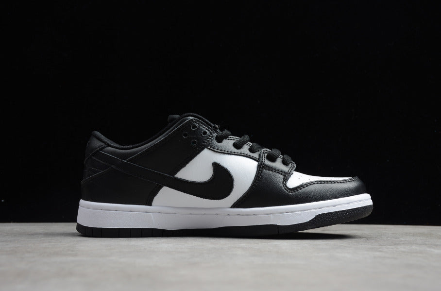 NK Dunk Low SB Black White