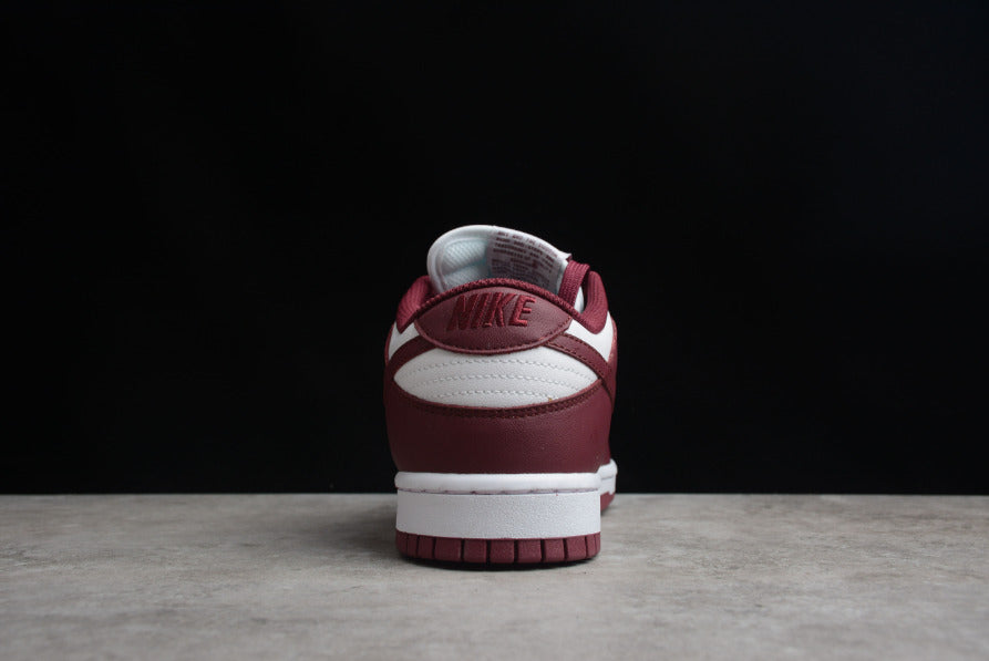 NK Dunk Low Bordeaux