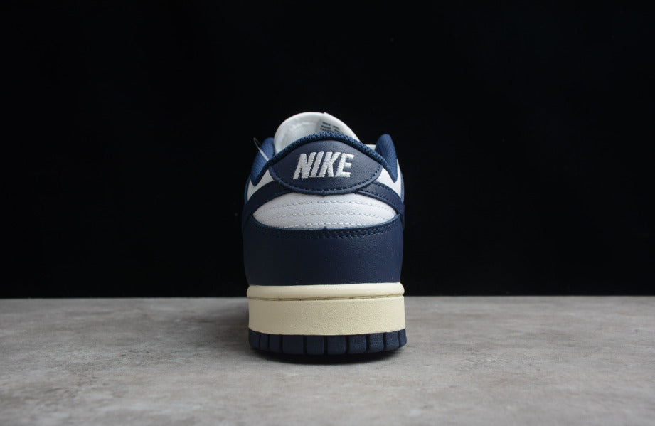NK Dunk Low Vintage Navy