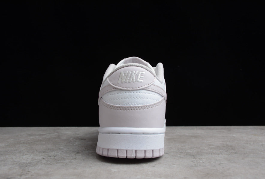NK Dunk Low Light Violet