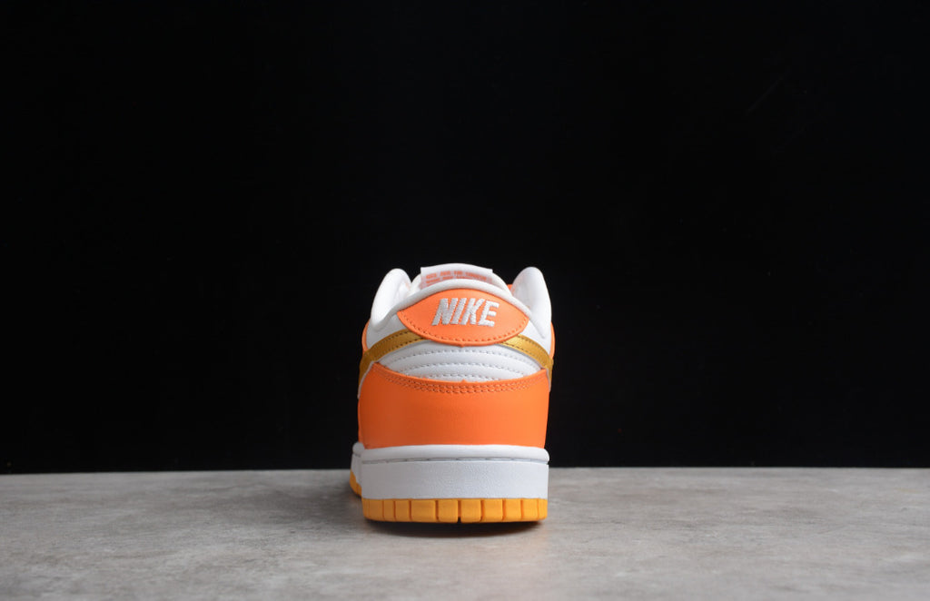 NK Dunk Low Golden Orange
