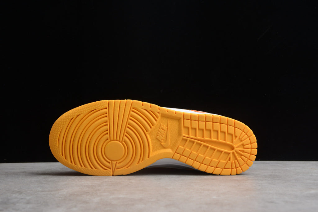 NK Dunk Low Golden Orange