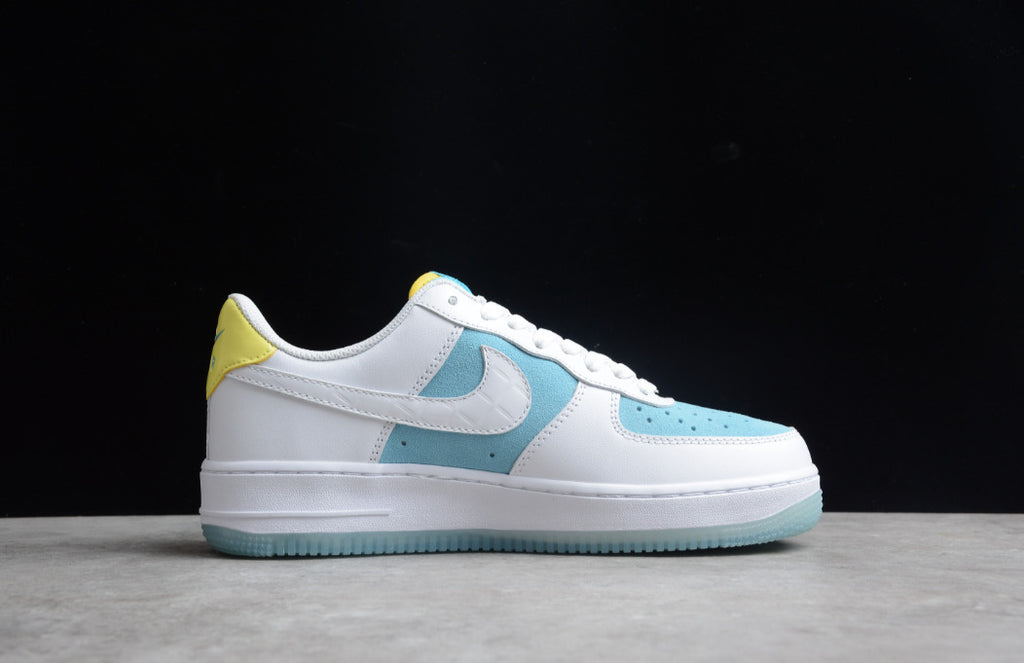 Air Force 1 '07 Low White Light Blue