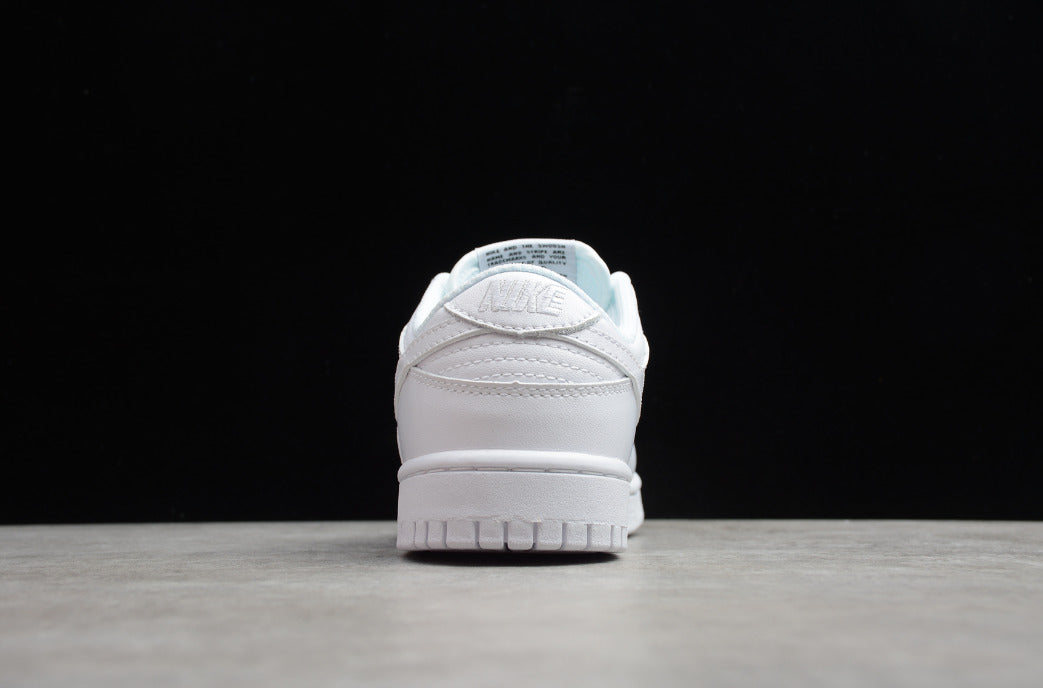 NK Dunk Low Triple White