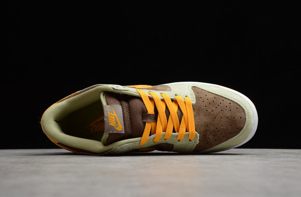 NK Dunk Low “Dusty Olive”