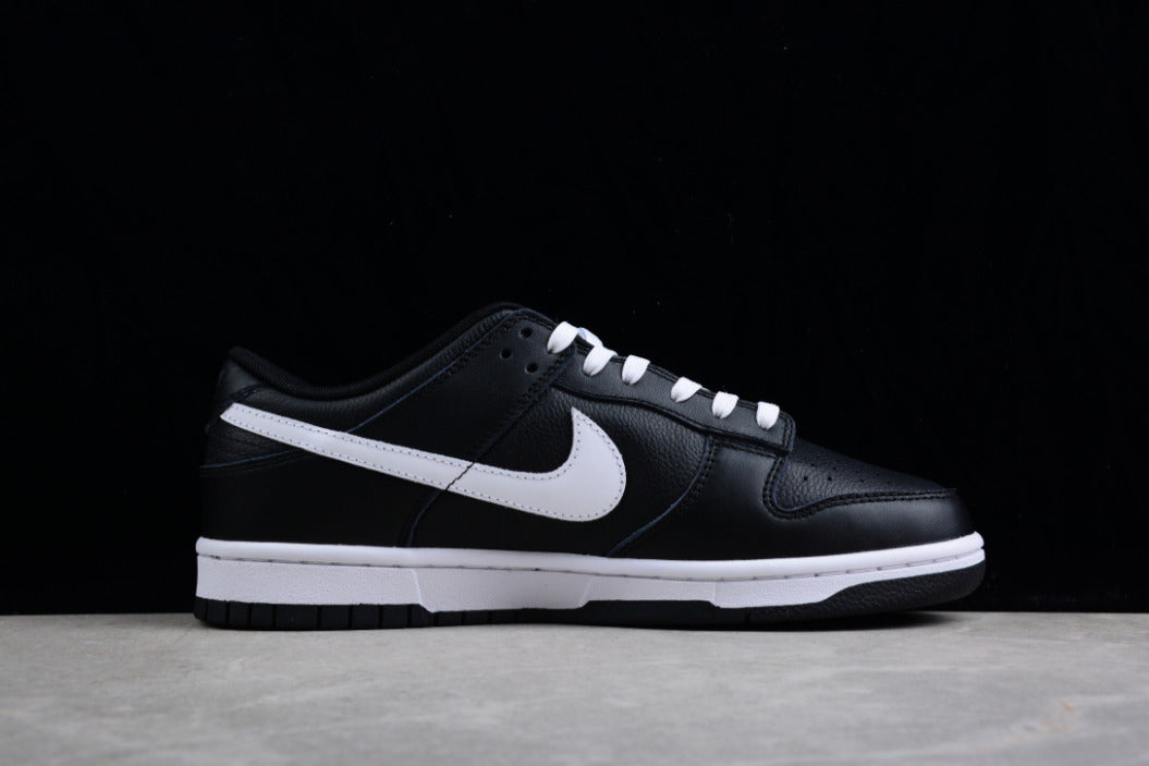 NK Dunk Low Black And White