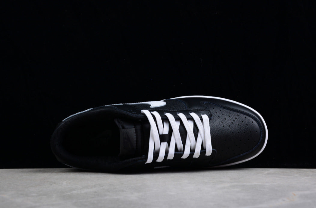 NK Dunk Low Black And White
