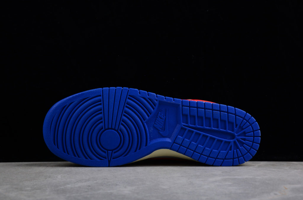 NK Dunk Low Light Iron Ore