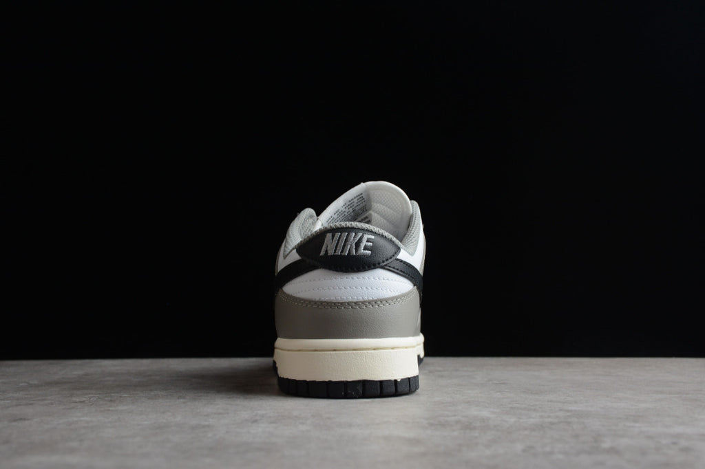 NK Dunk Low W Light Smoke Grey