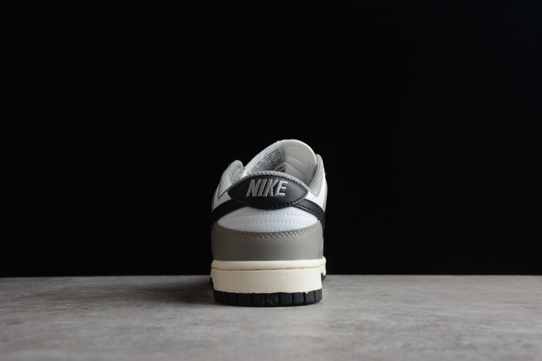 NK Dunk Low W Light Smoke Grey