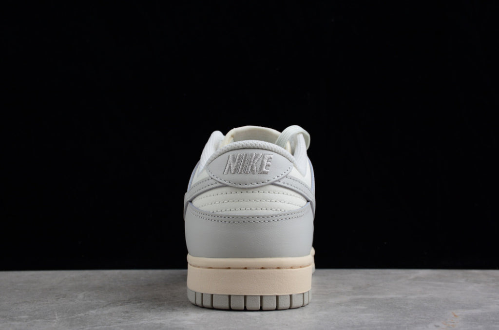 NK Dunk Low Light Bone