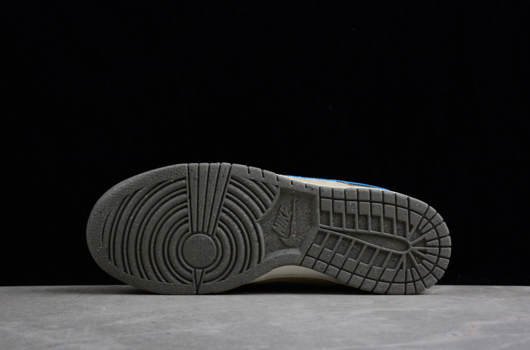 NK Dunk Low Dark Driftwood