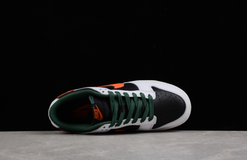NK Dunk Low White Black Green