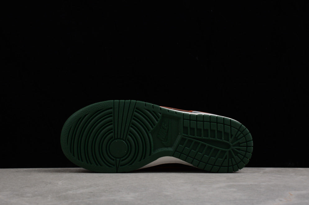 NK Dunk Low White Black Green
