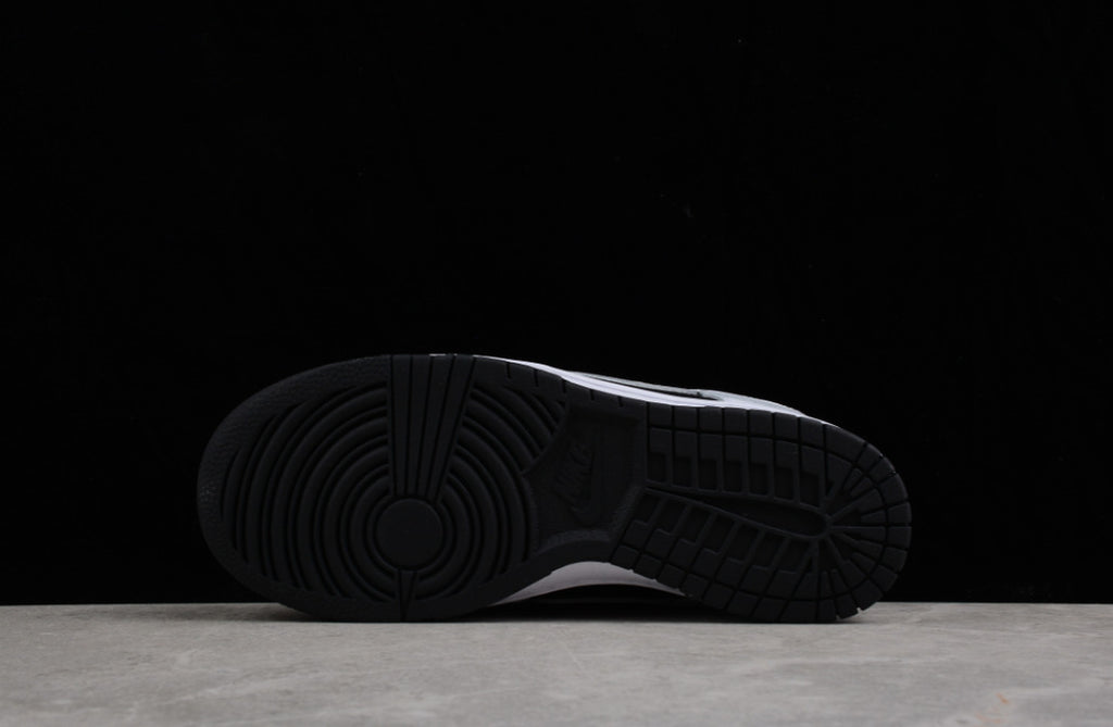 NK Dunk Low-Top White Black