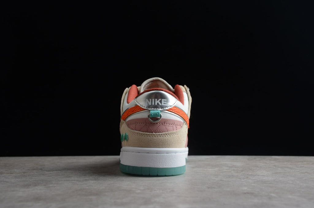 NK Dunk Low Scrap Shapeless