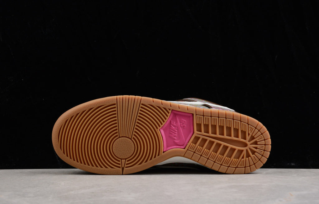 NK Dunk Low Paisley