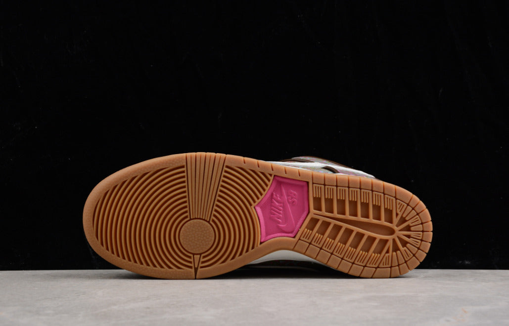 NK Dunk Low Paisley