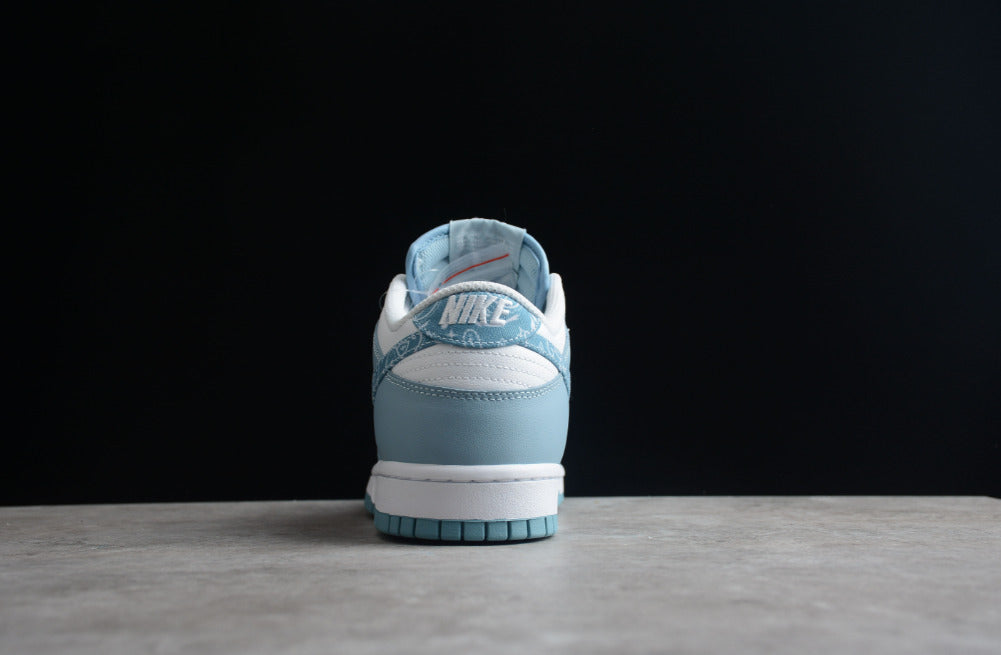 NK Dunk Low Blue Paisley