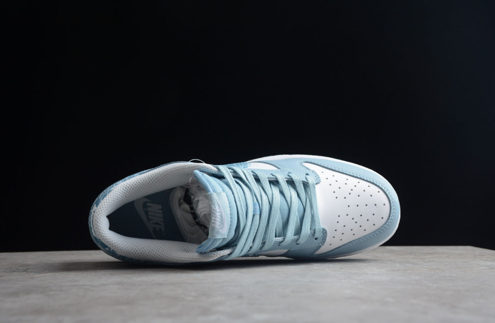 NK Dunk Low Blue Paisley