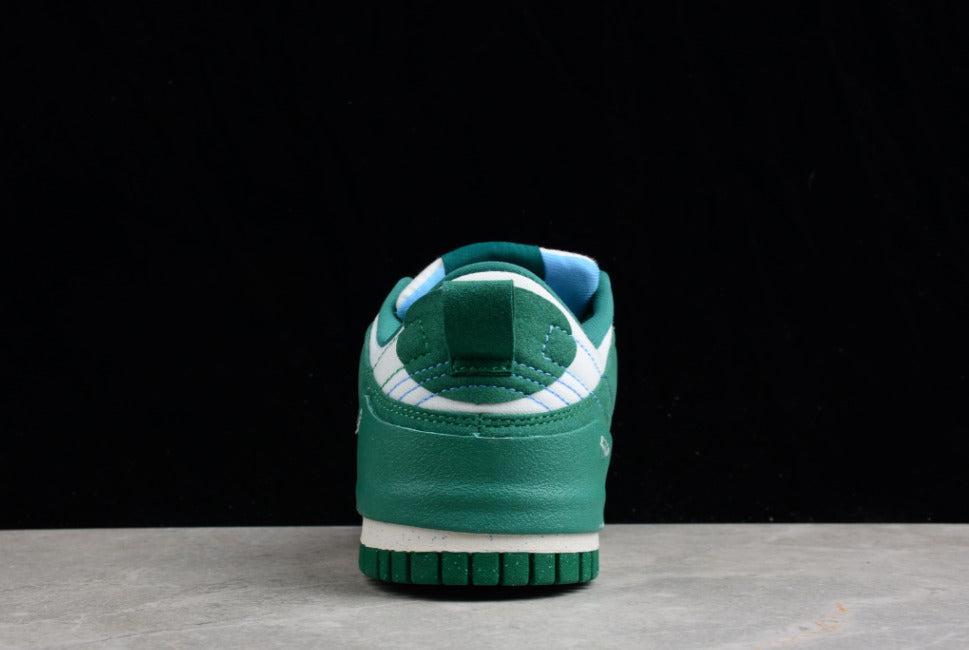 NK Dunk Low Disrupt 2 Malachite