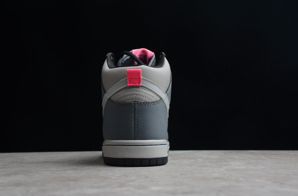 NK Dunk High Pro Medium Grey