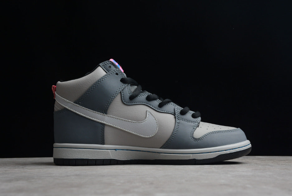 NK Dunk High Pro Medium Grey
