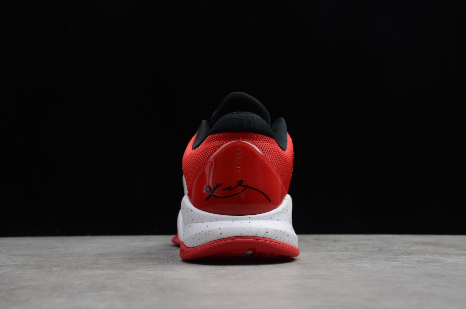 NK Kobe 5 Protro 'Black Toe'