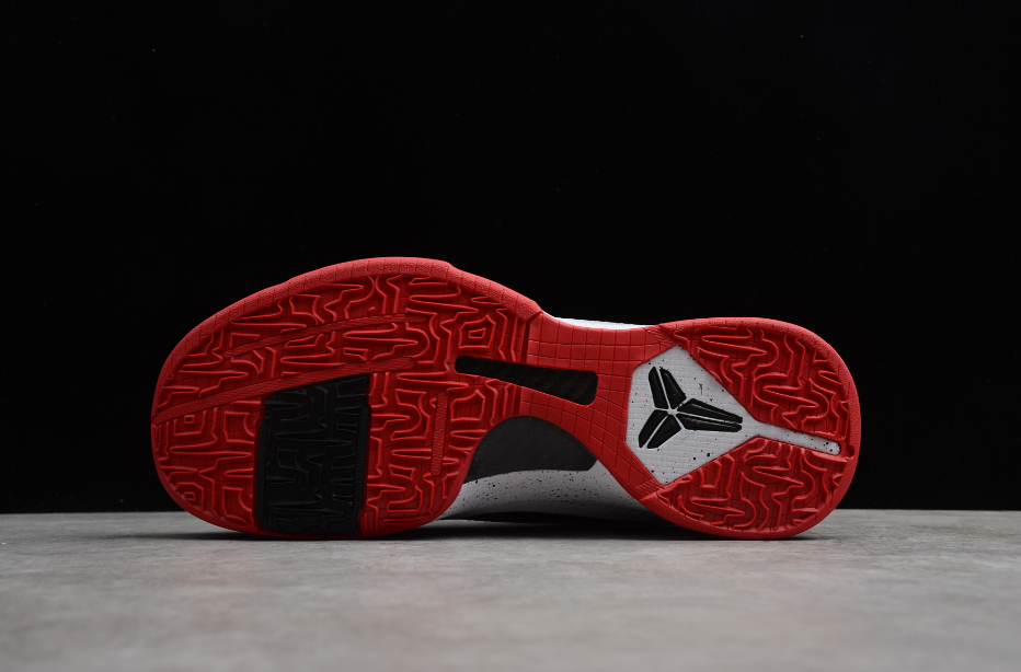 NK Kobe 5 Protro 'Black Toe'