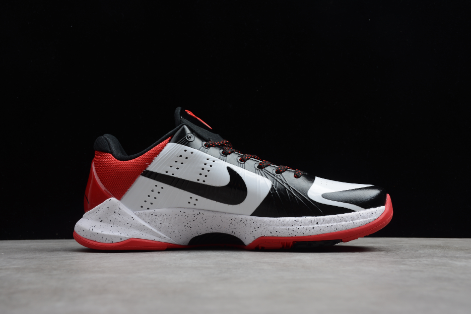 NK Kobe 5 Protro 'Black Toe'