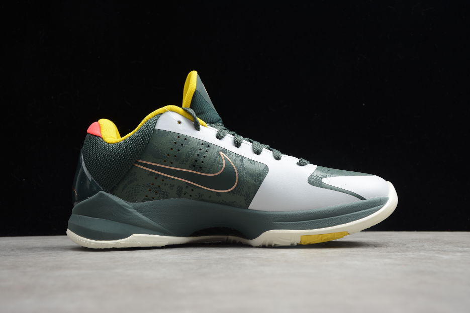 NK Kobe 5 Protro 'EYBL'