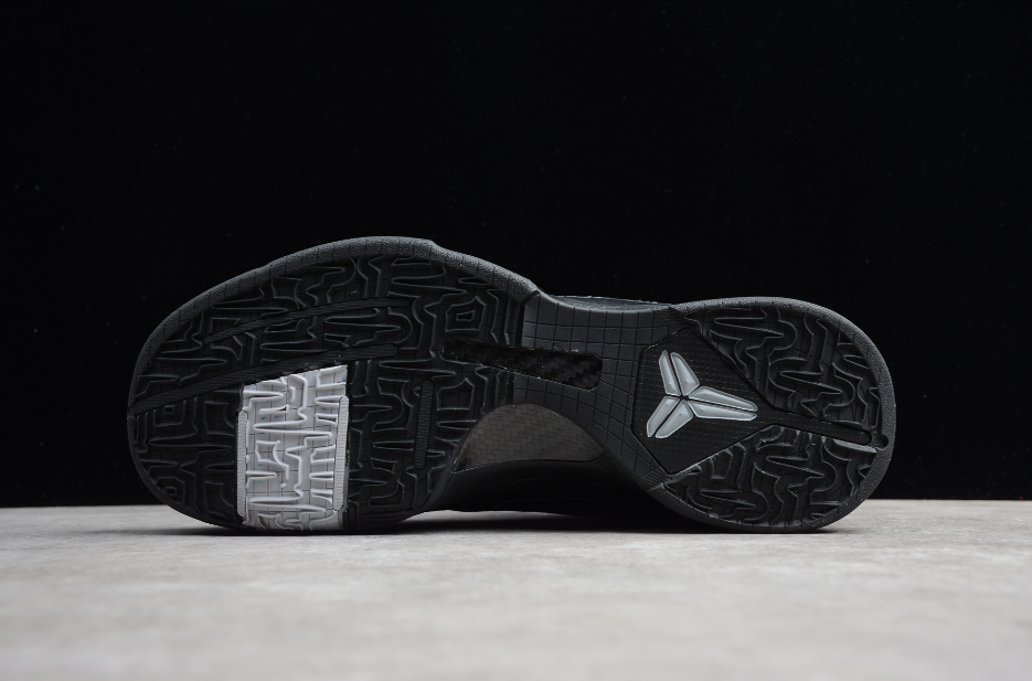 NK Kobe 5 'Black Out'