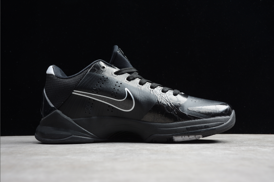 NK Kobe 5 'Black Out'